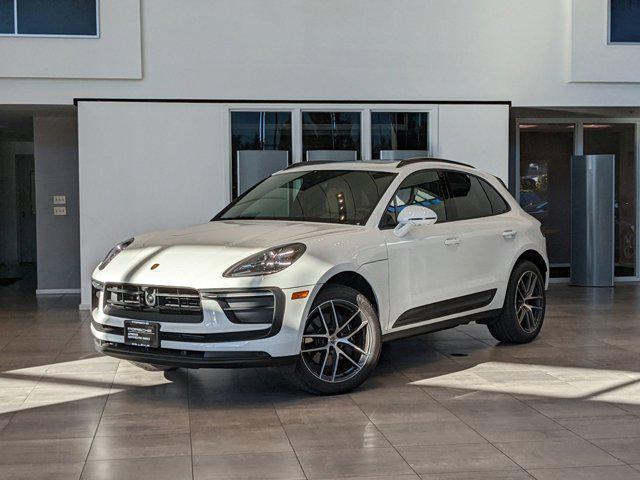 2024 porsche macan base