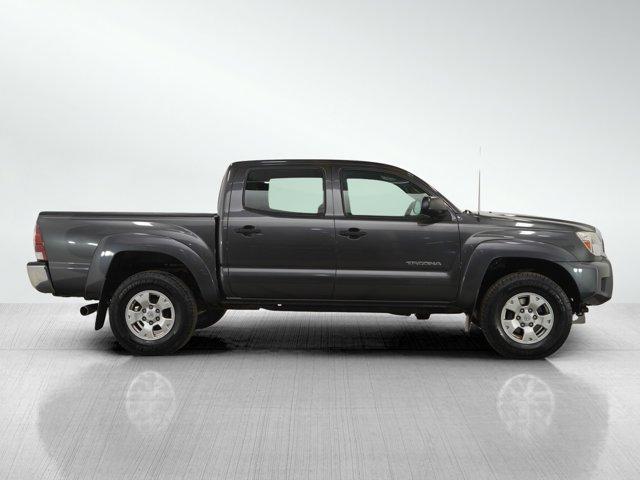2013 toyota tacoma base