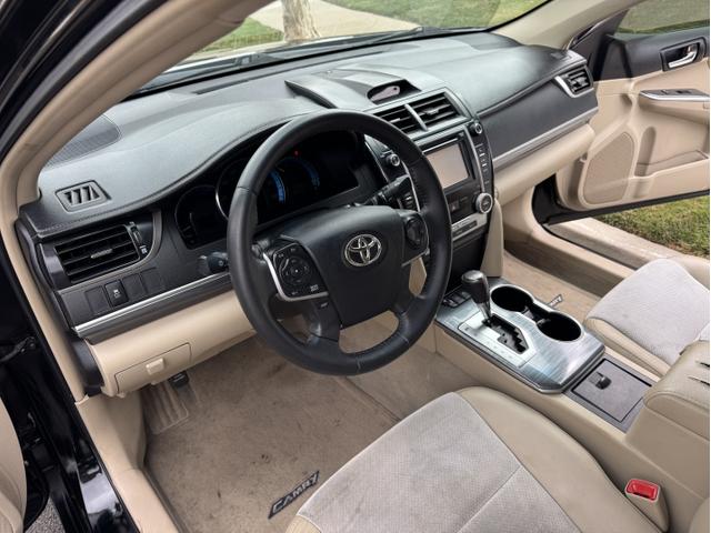 2012 toyota camry hybrid xle