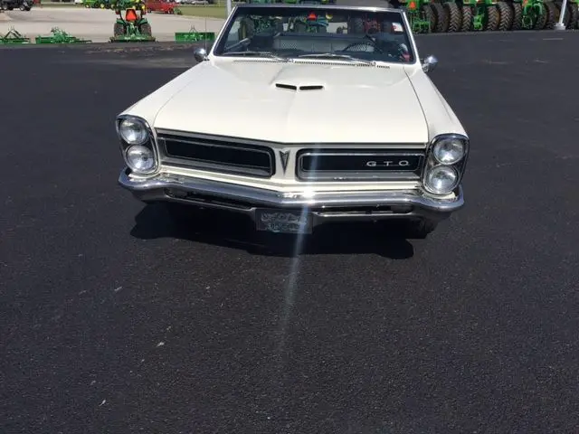 1965 custom gto convertible 4 speed new paint, top, wheels, engine