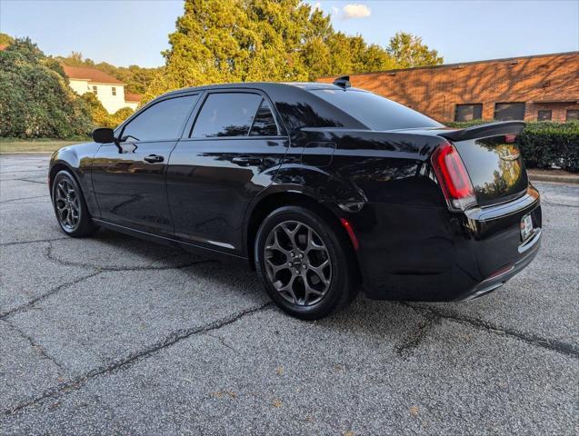 2016 chrysler 300 s