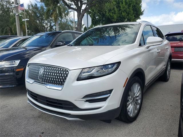 2019 lincoln mkc standard