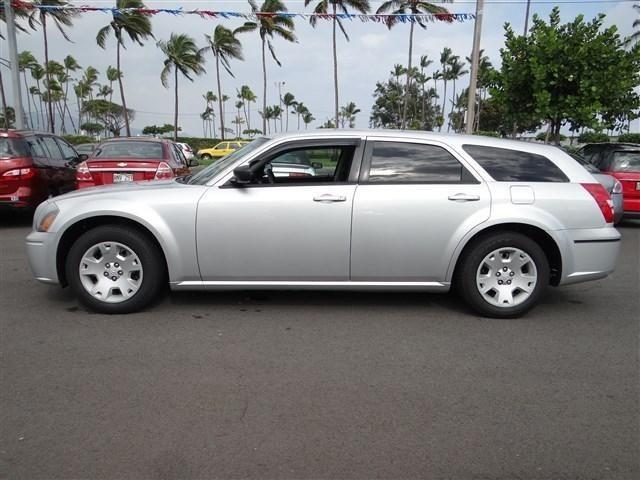2007 dodge magnum 4dr rear-wheel drive wagon base base for sale in kahului, hawaii