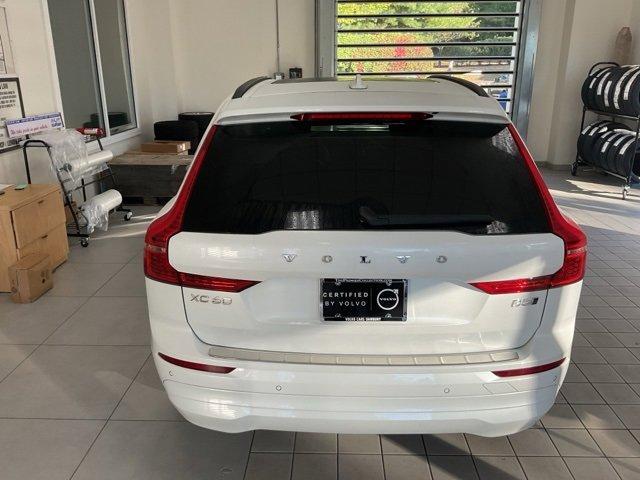 2022 volvo xc60 b5 momentum