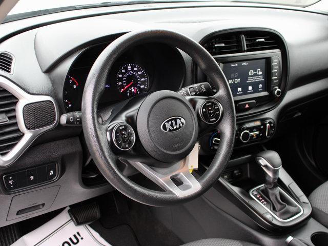 2020 kia soul lx