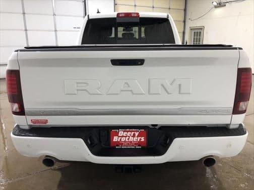 2018 ram 1500 limited crew cab 4x4 6'4' box in beaverdale heights, iowa