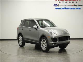 2018 Porsche Cayenne s