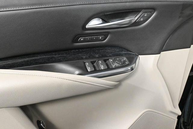 2022 cadillac xt4 premium luxury