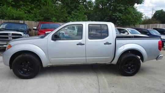 2013 nissan frontier sv