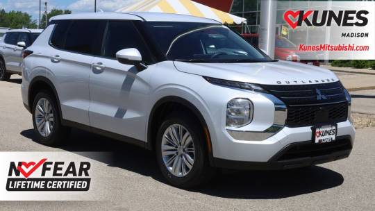 2024 Mitsubishi Outlander
