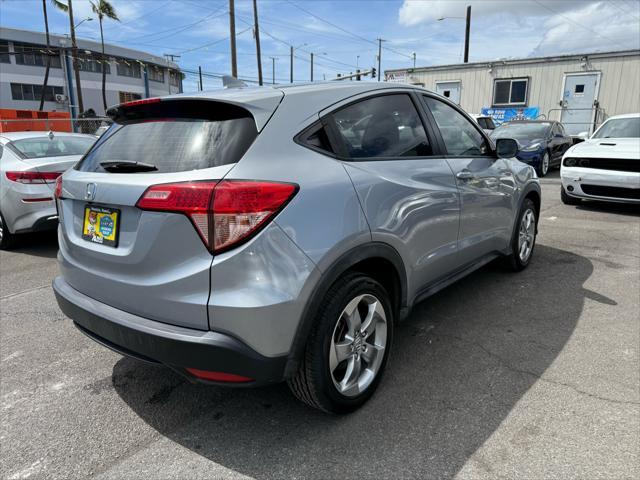 2017 honda hr-v lx
