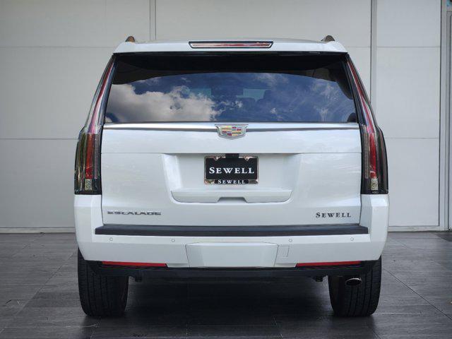 2017 cadillac escalade platinum