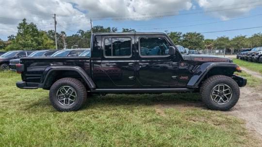 2024 Jeep Gladiator
