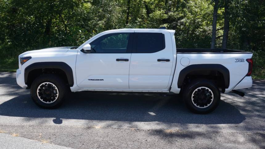 2024 toyota tacoma sr5