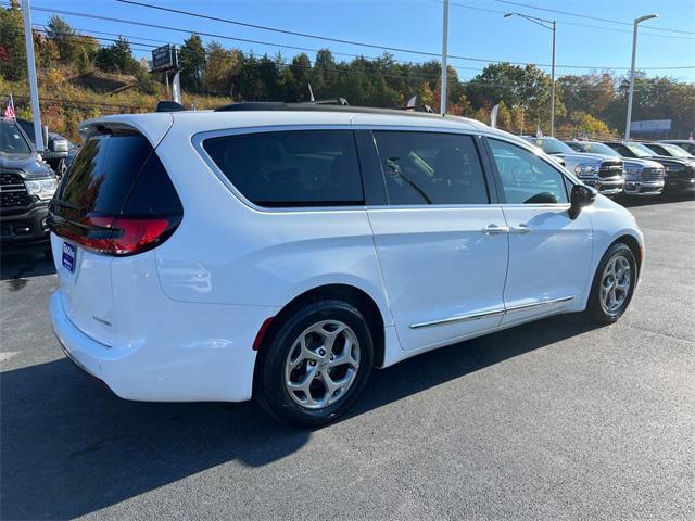 2023 chrysler pacifica limited