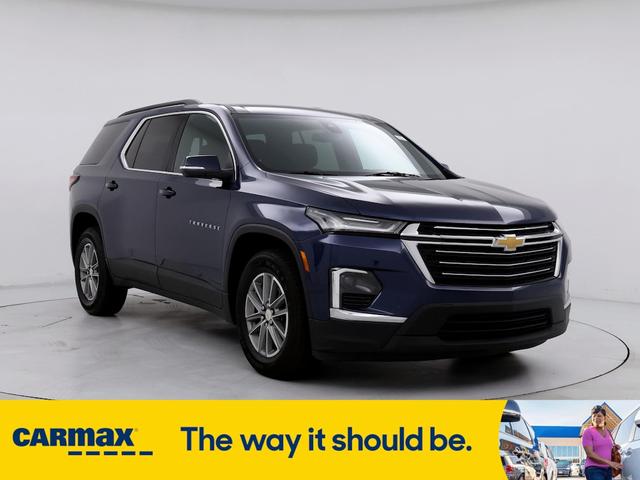 2023 chevrolet traverse lt cloth