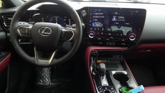 2024 lexus nx 450h+ luxury