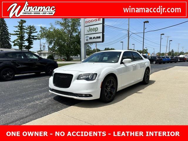 2021 chrysler 300 s