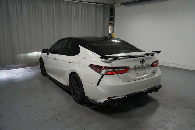2021 toyota camry trd