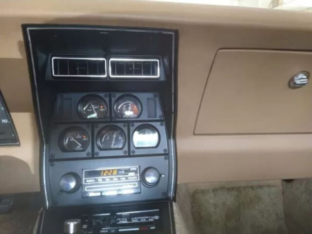 1981 chevrolet corvette coupe classic 5.7l v8 rwd automatic 46,930 miles