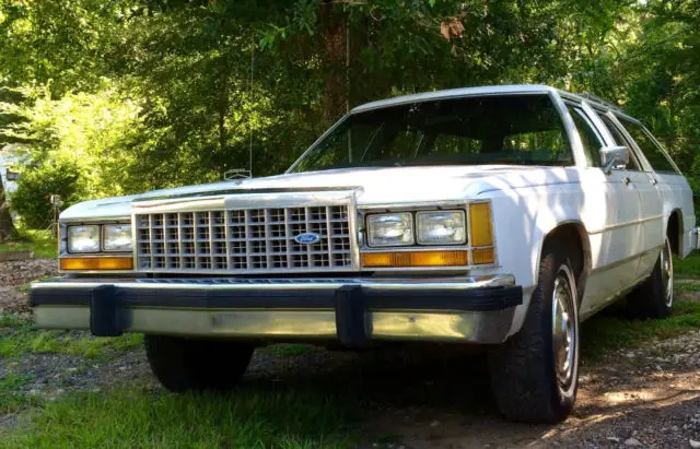 1985 ford crown victoria ltd station wagon