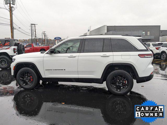 2023 jeep grand cherokee laredo
