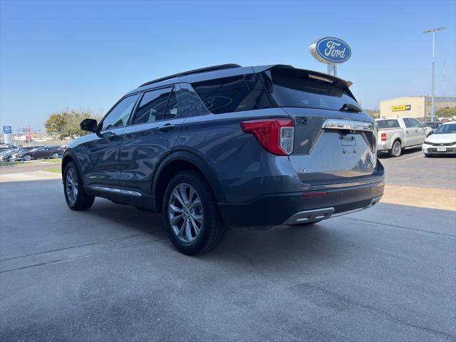 2021 ford explorer xlt