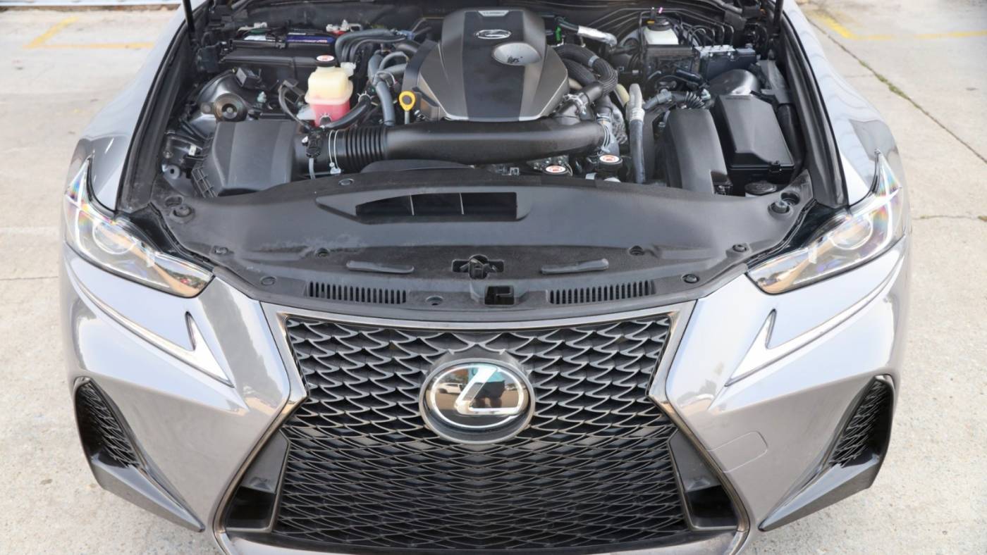2018 lexus is 300 base