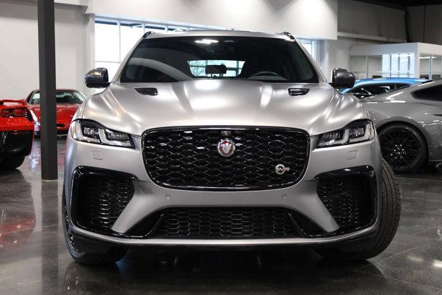 2022 jaguar f-pace svr p550 awd automatic