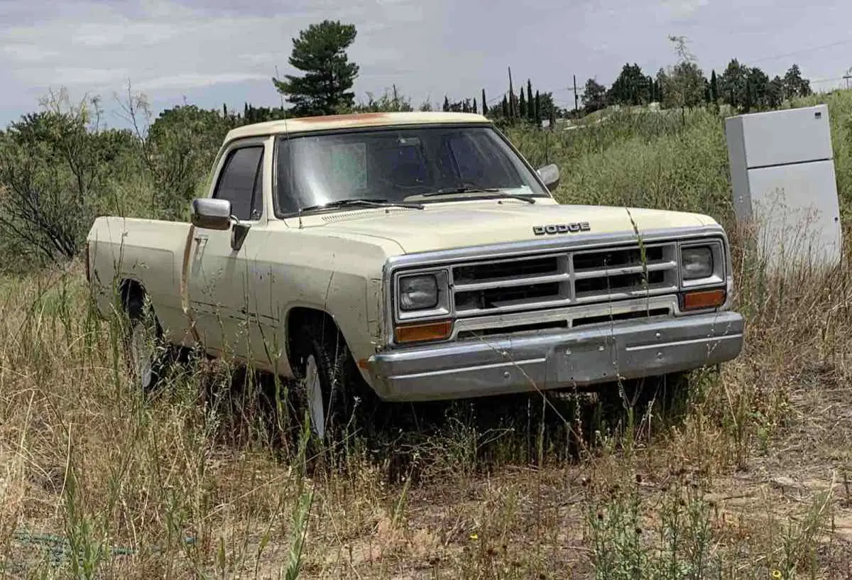 1988 dodge d150 pickup grey rwd automatic d150