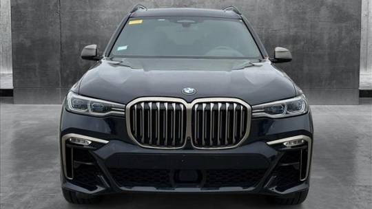 2021 BMW X7