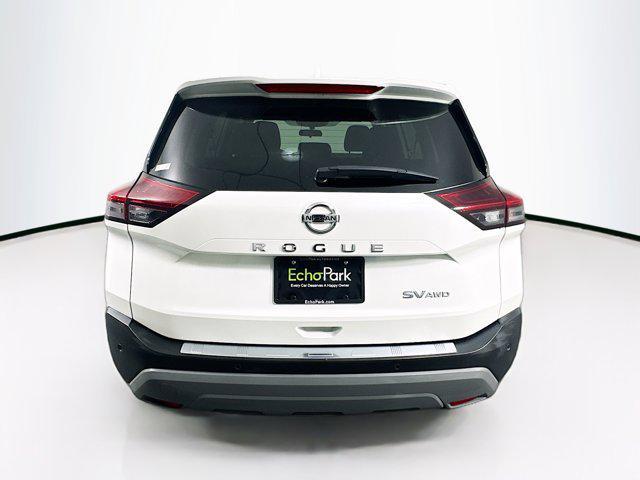 2021 nissan rogue sv
