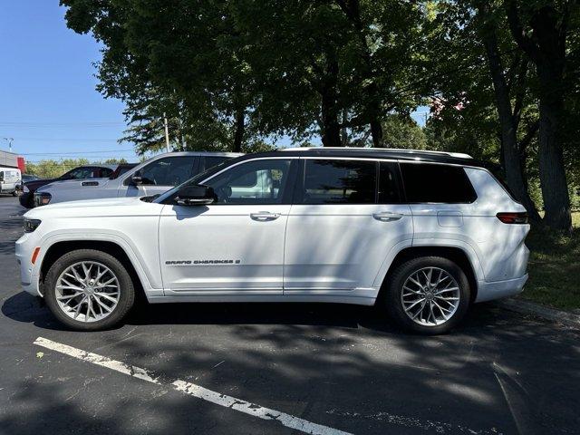 2022 jeep grand cherokee l summit