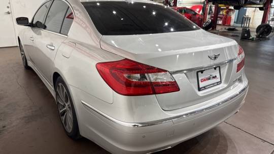 2013 Hyundai Genesis