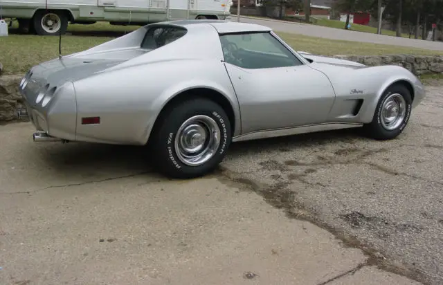 1974 chevrolet corvette stingray 350 v8 auto silver t-tops no reserve sports car