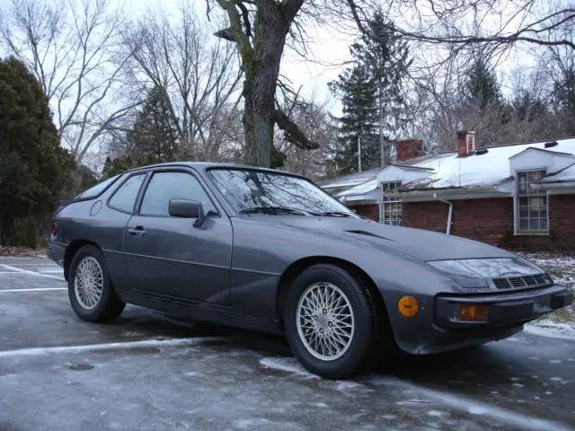 rare (1 of 6795) porsche 924 turbo 5spd factory sunroof, a/c, blauplunkt