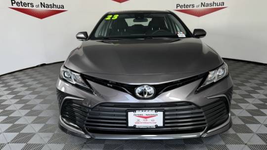 2023 toyota camry le