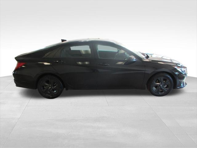 2023 hyundai elantra hev blue