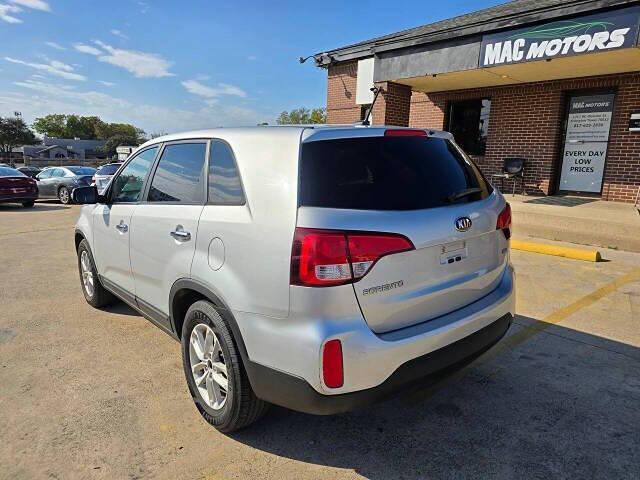 2015 kia sorento lx