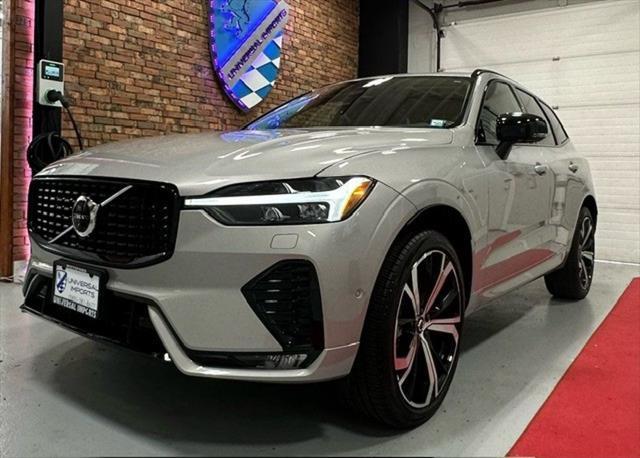 2023 volvo xc60 b5 ultimate dark theme