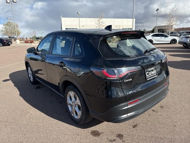 2023 honda hr-v lx