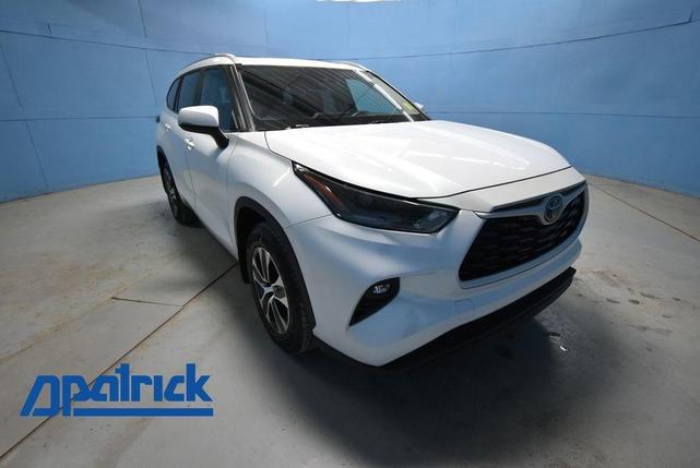 2023 toyota highlander xle