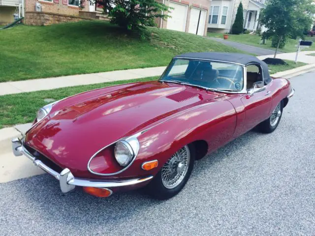 1970 jaguar e type roadster beautiful color combo garage kept !!!