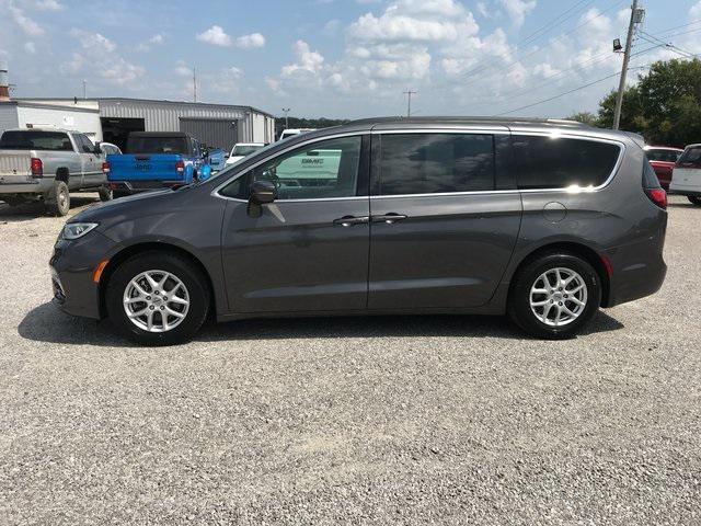 2022 chrysler pacifica touring l
