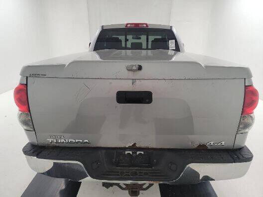 2008 toyota tundra sr5