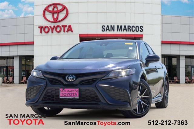 2021 toyota camry se