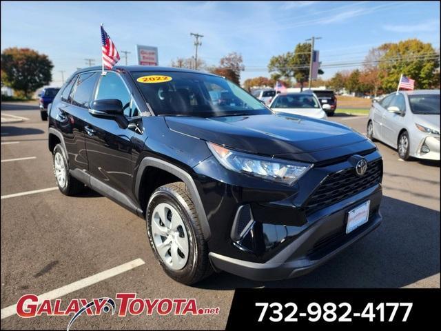 2022 toyota rav4 le