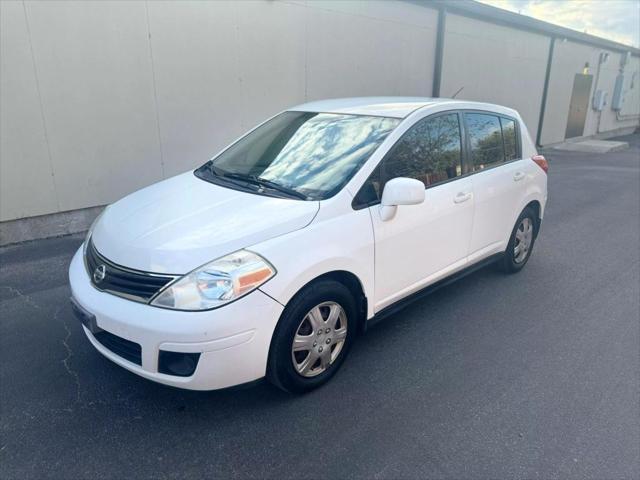 2011 nissan versa 1.8 s