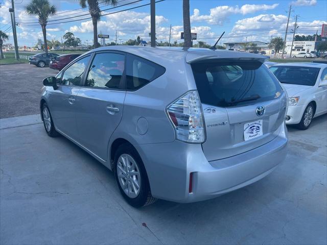2014 toyota prius v two