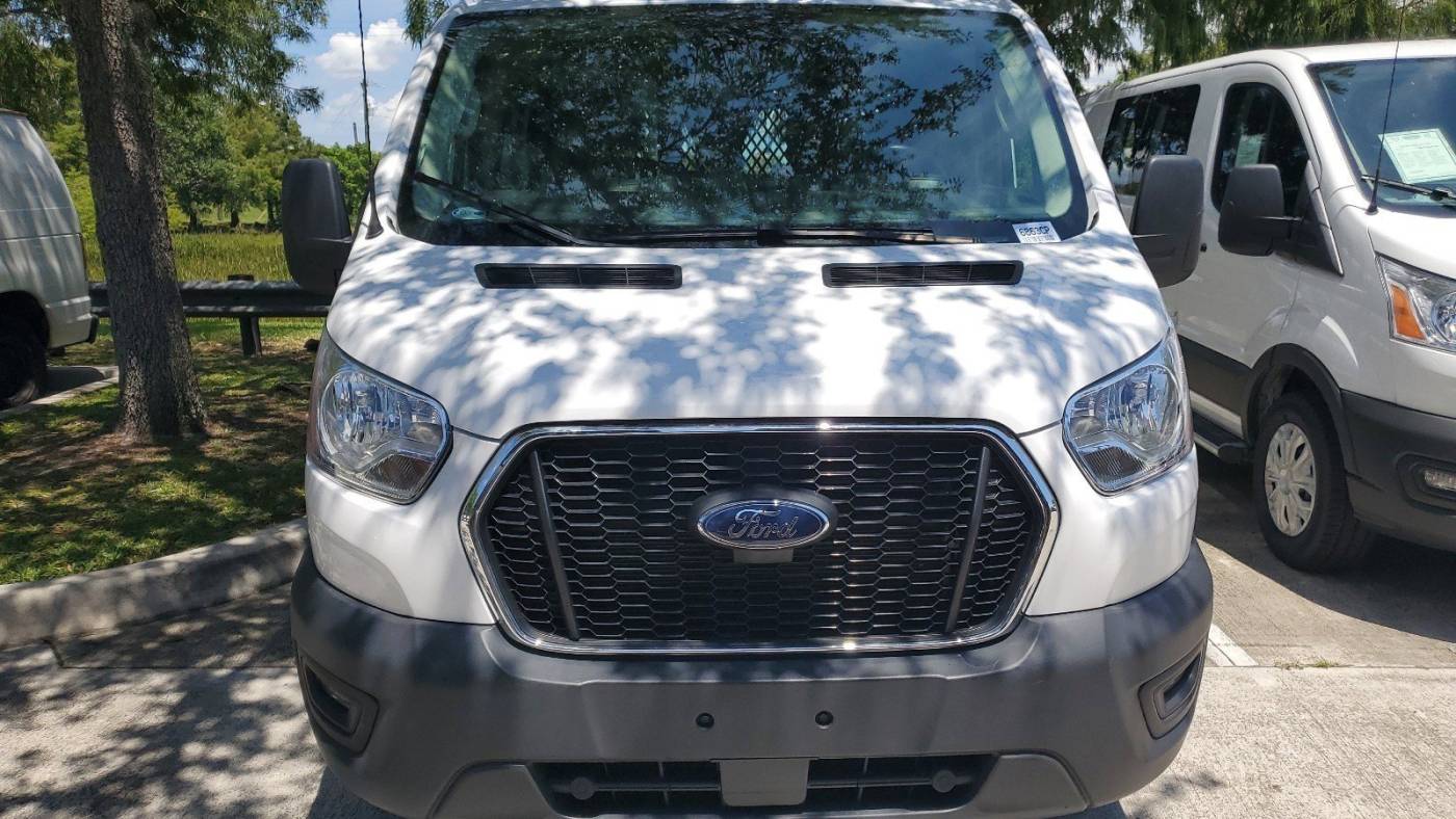2022 ford transit 250